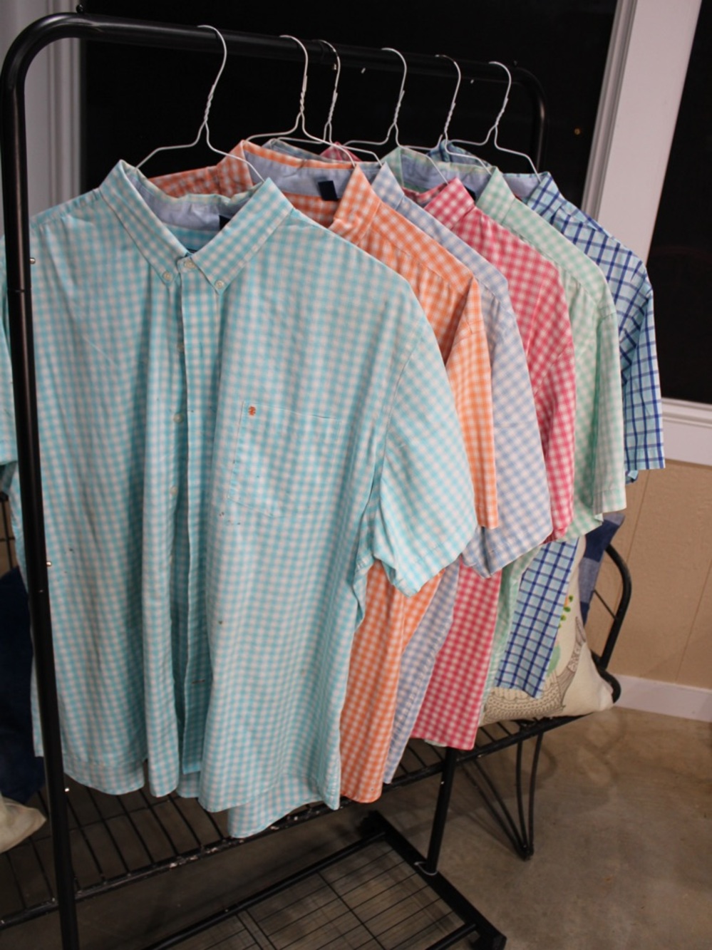 IZOD Men’s Button Down Shirt Bundle XXL Plaid Short Sleeve Casual Shirts
